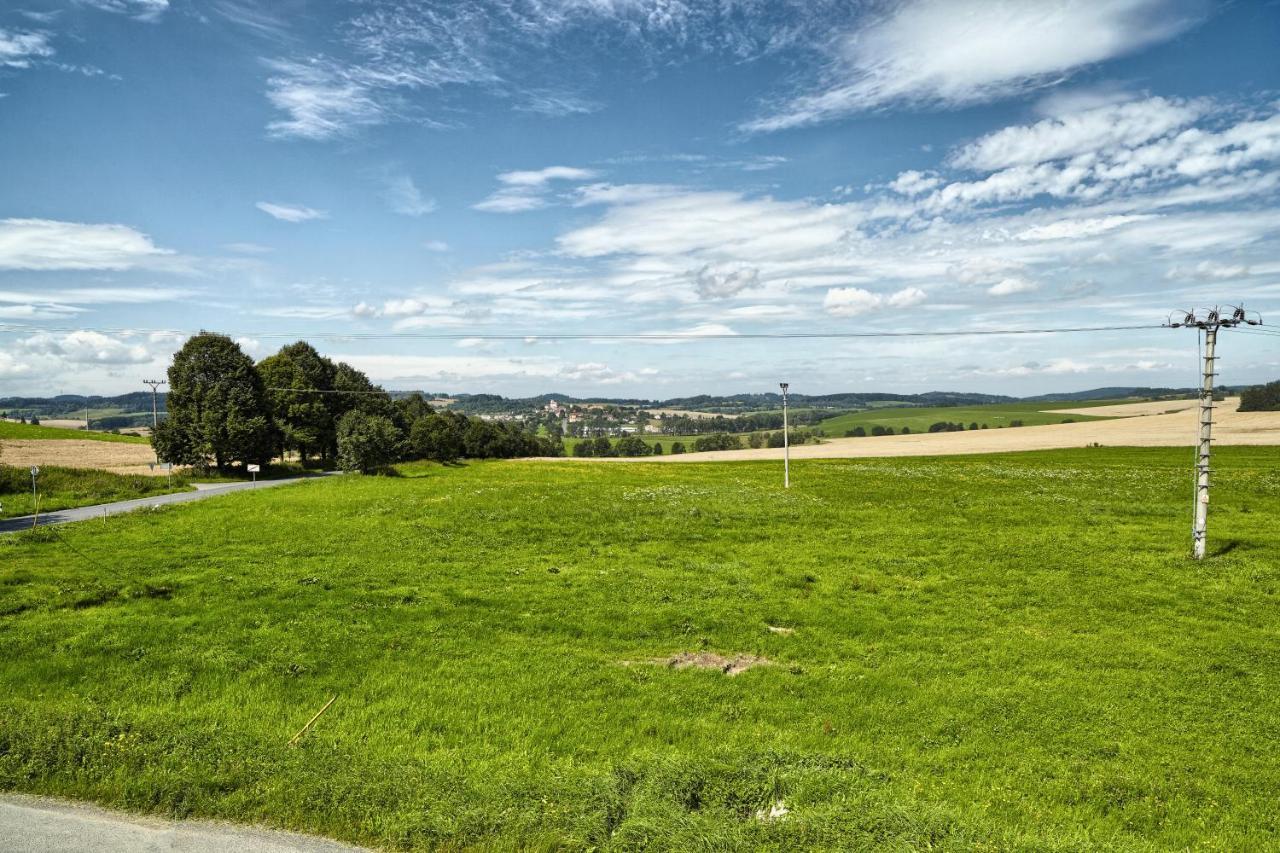 Penzion Pod Zvonem Nicov  Exteriör bild